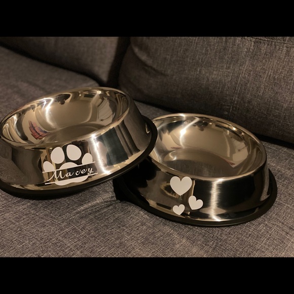 Personalized pet bowls - set of 2!! - Picture 3 of 6